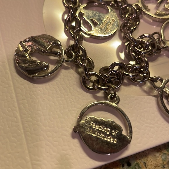 Miracles of Christ heavy sterling silver reversible seven charm bracelet - Picture 10 of 16